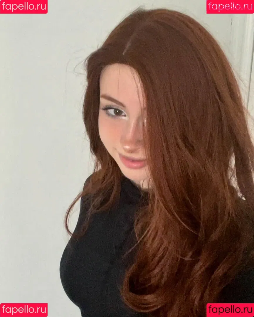 Liv Littlelivbug Onlyfans Photo Gallery 
