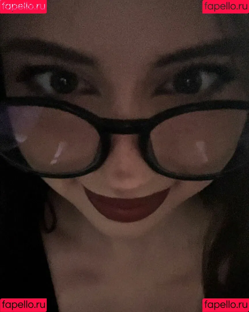 Liv Littlelivbug Onlyfans Photo Gallery 