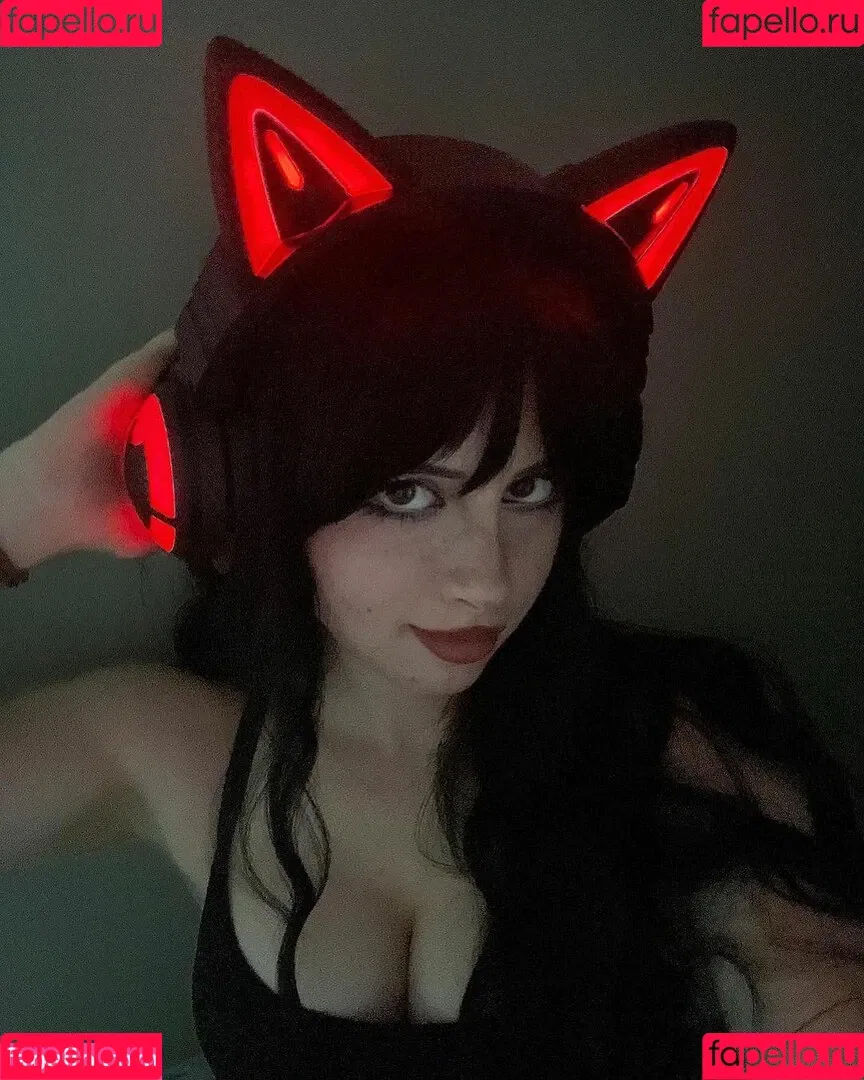 Liv Littlelivbug Onlyfans Photo Gallery 