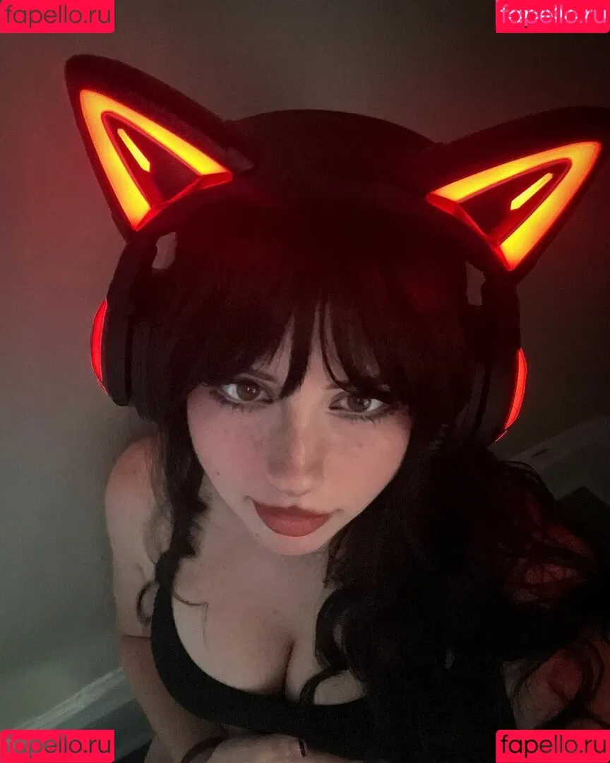 Liv Littlelivbug Onlyfans Photo Gallery 