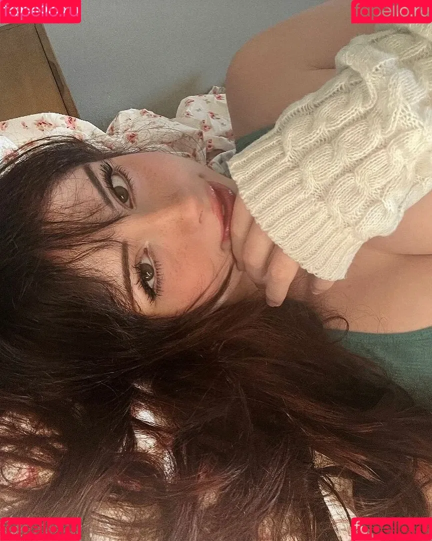 Liv Littlelivbug Onlyfans Photo Gallery 