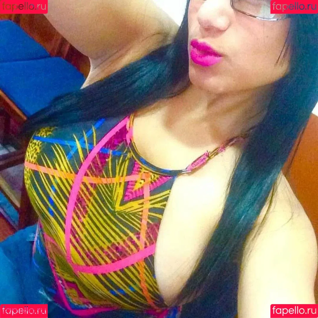 Nohely Guilarte Onlyfans Photo Gallery 