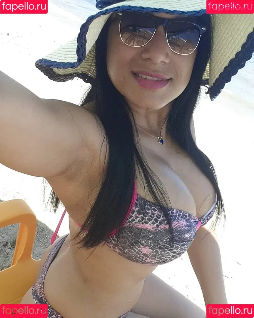 Nohely Guilarte Onlyfans Photo Gallery 