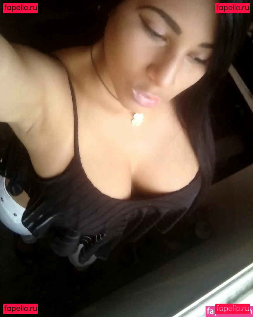 Nohely Guilarte Onlyfans Photo Gallery 