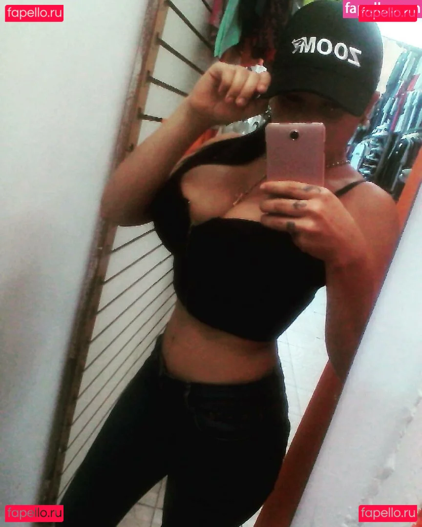 Nohely Guilarte Onlyfans Photo Gallery 