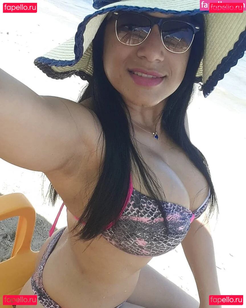 Nohely Guilarte Onlyfans Photo Gallery 