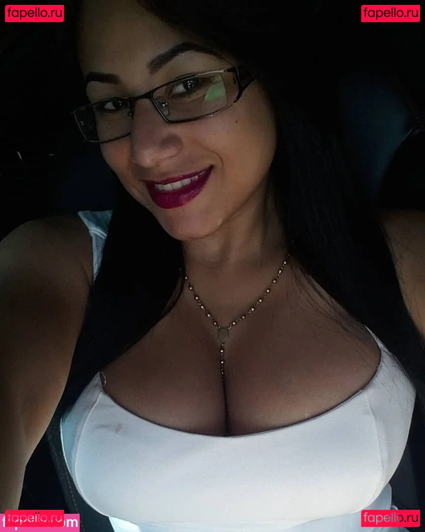 Nohely Guilarte Onlyfans Photo Gallery 