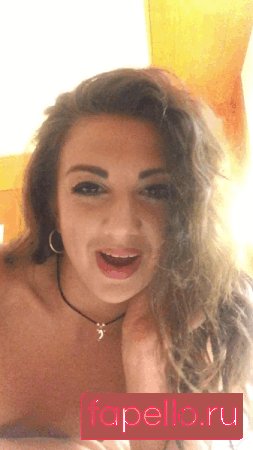 Zizi Strallen Nude Onlyfans Photo 3