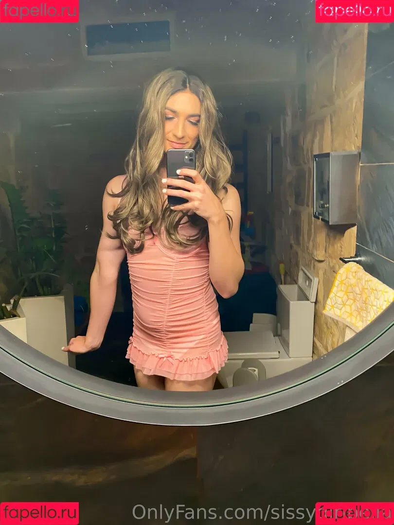 sissygirlbella Onlyfans Photo Gallery 