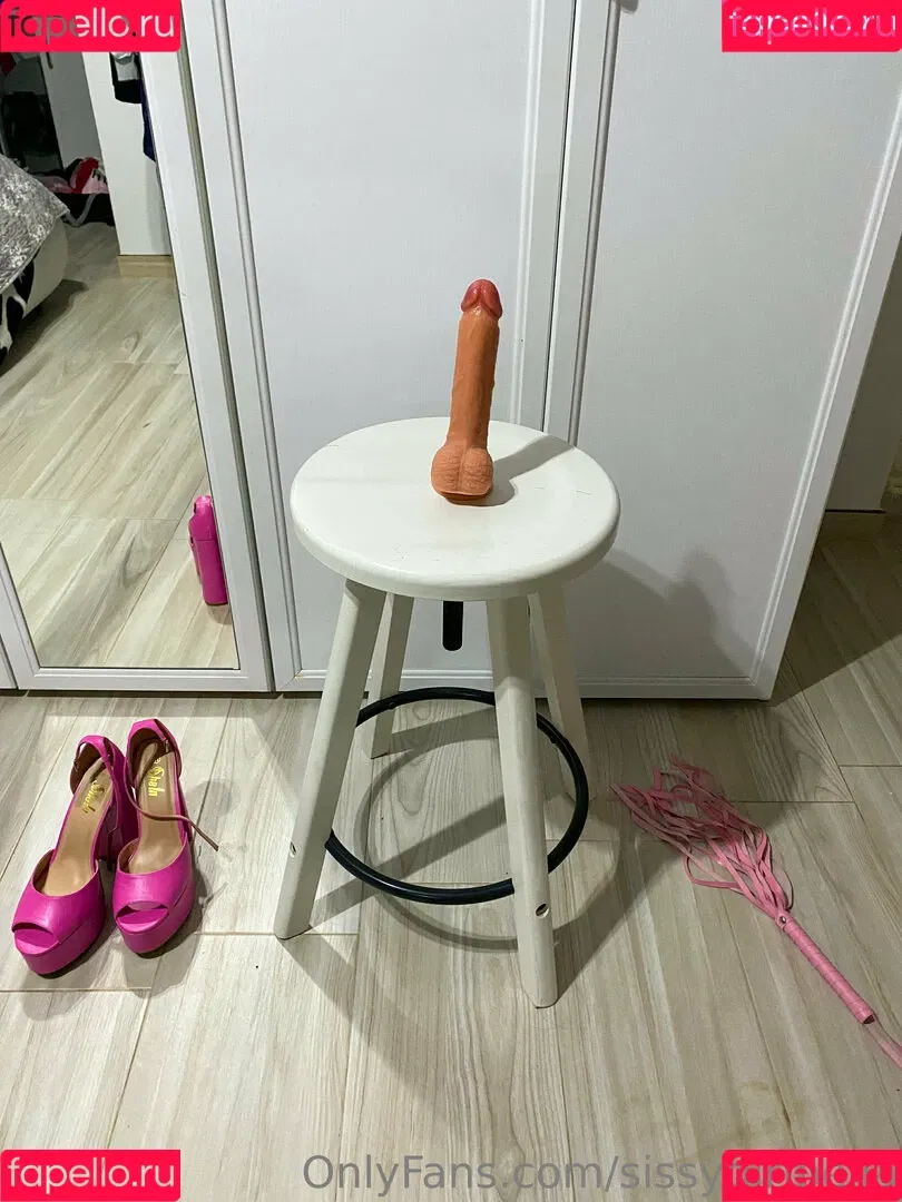 sissygirlbella Onlyfans Photo Gallery 
