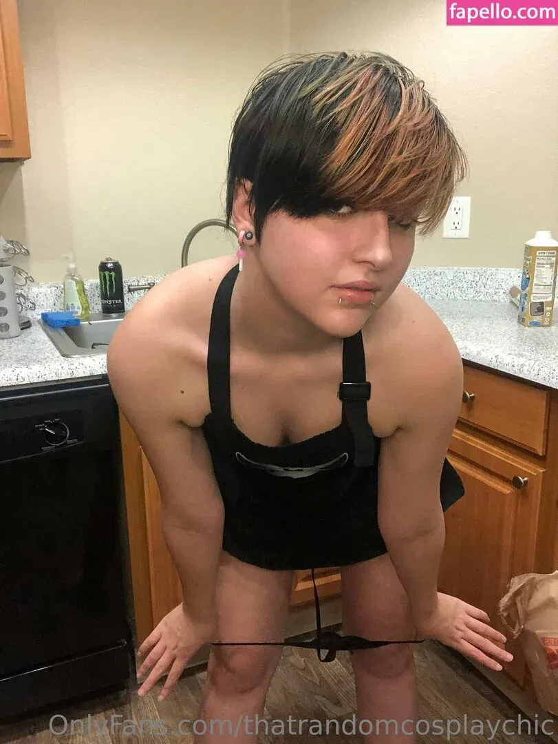 thatrandomcosplaychic Onlyfans Photo Gallery 