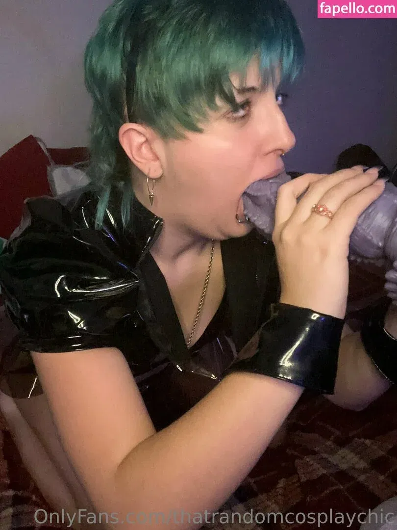 thatrandomcosplaychic Onlyfans Photo Gallery 