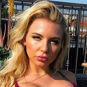 Brittanie Nash Onlyfans Photo Gallery 