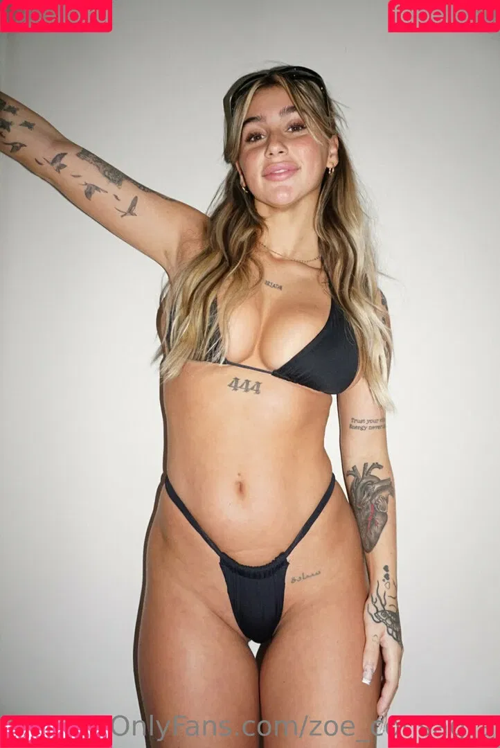 Zoe Consagra Onlyfans Photo Gallery 