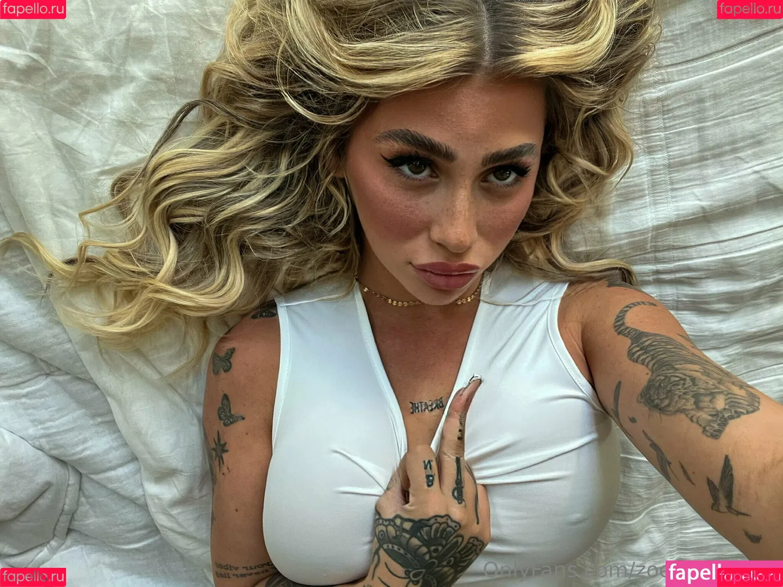 Zoe Consagra Onlyfans Photo Gallery 