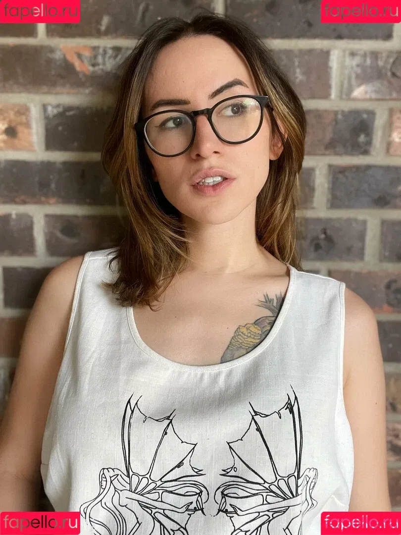 Arden Hart Onlyfans Photo Gallery 