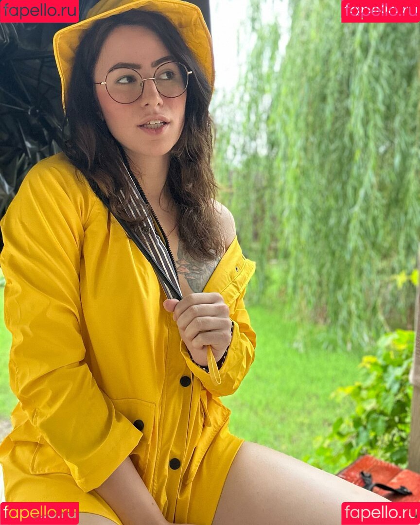 Arden Hart Onlyfans Photo Gallery 