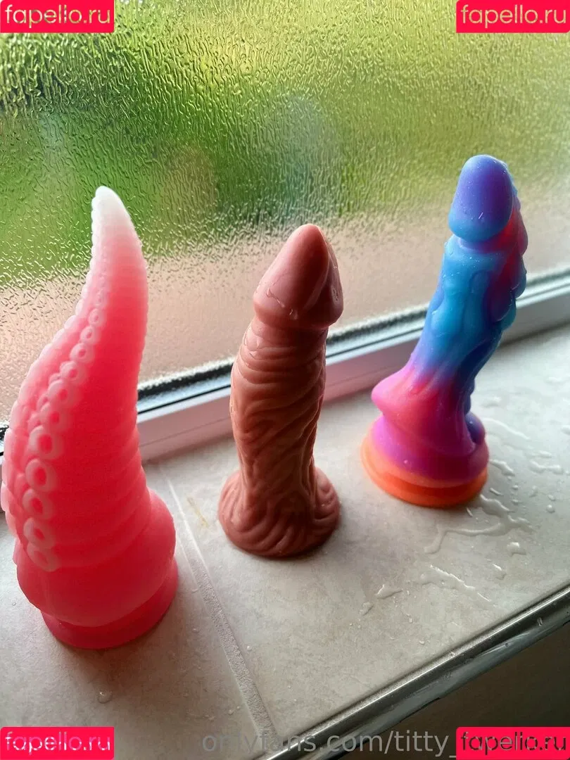 titty_twerker Onlyfans Photo Gallery 