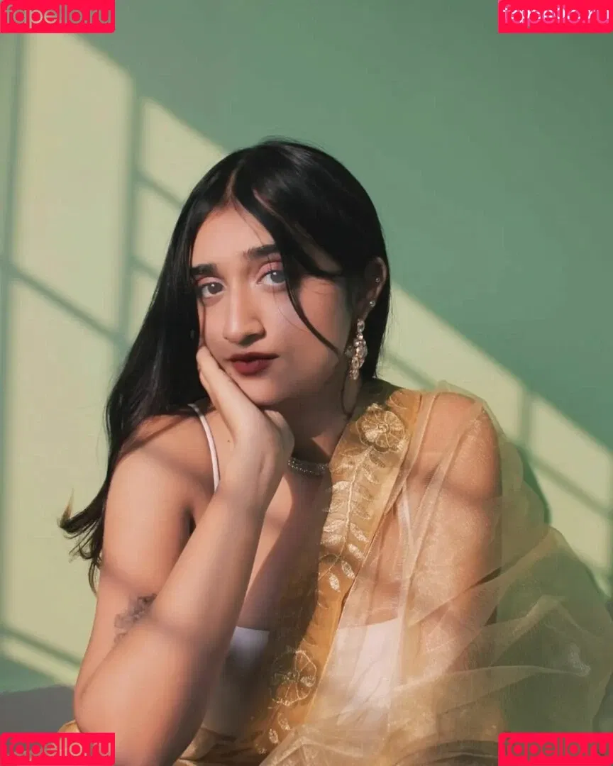 Ruchika Tandon Onlyfans Photo Gallery 