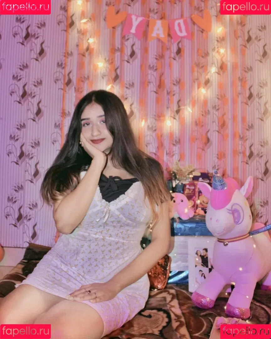 Ruchika Tandon Onlyfans Photo Gallery 