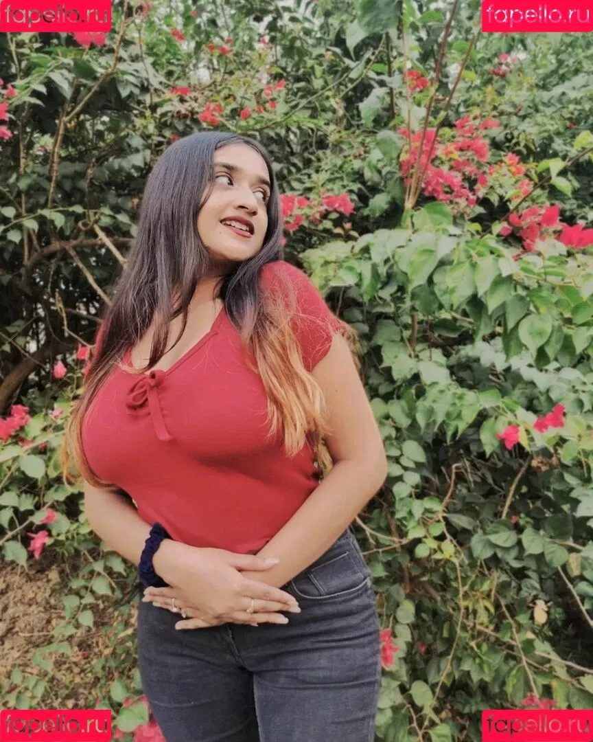 Ruchika Tandon Onlyfans Photo Gallery 