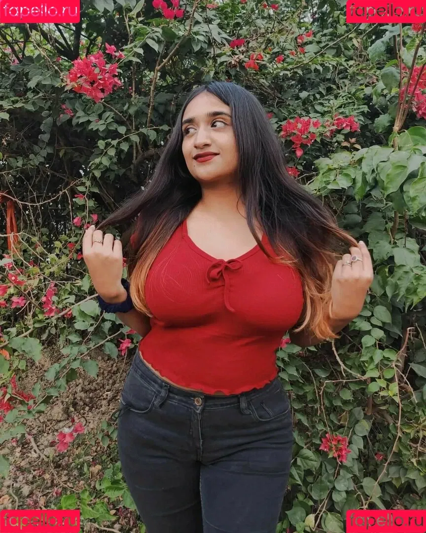 Ruchika Tandon Onlyfans Photo Gallery 