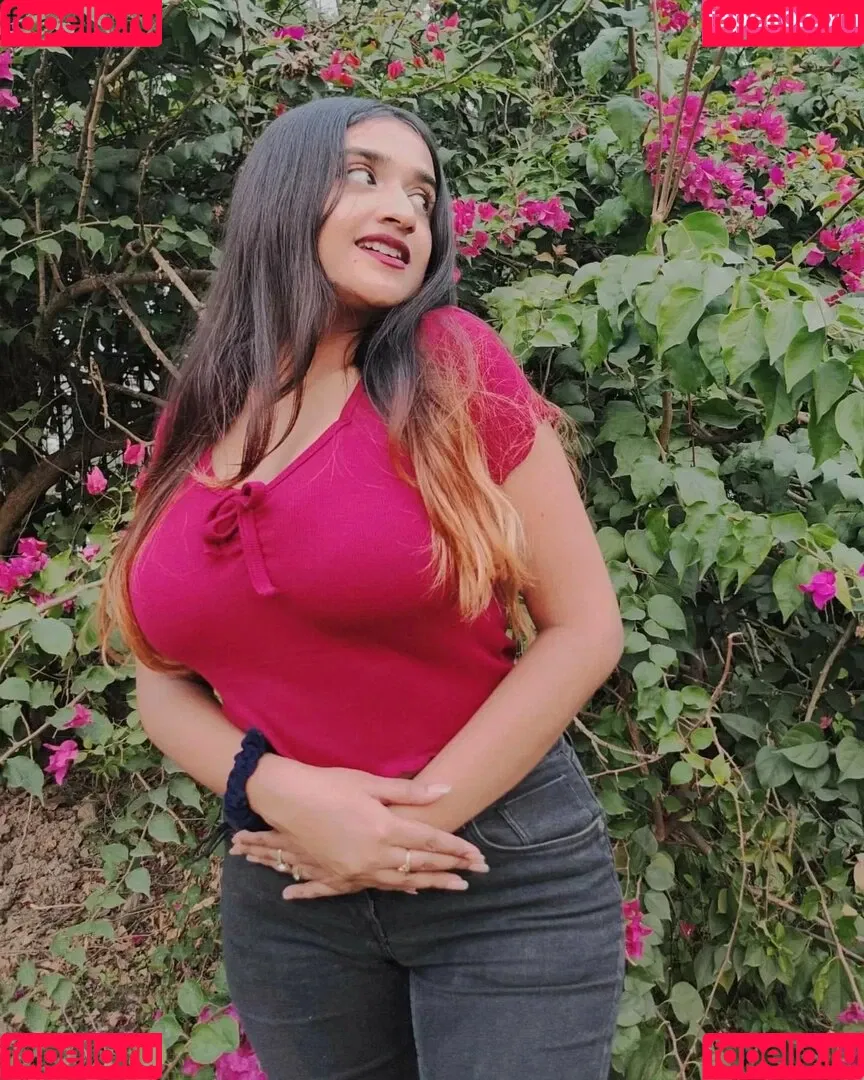 Ruchika Tandon Onlyfans Photo Gallery 