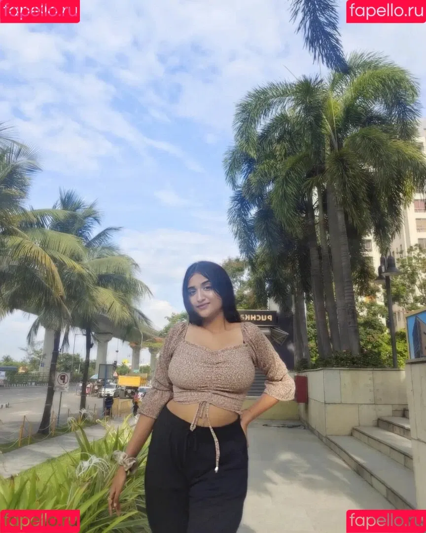 Ruchika Tandon Onlyfans Photo Gallery 