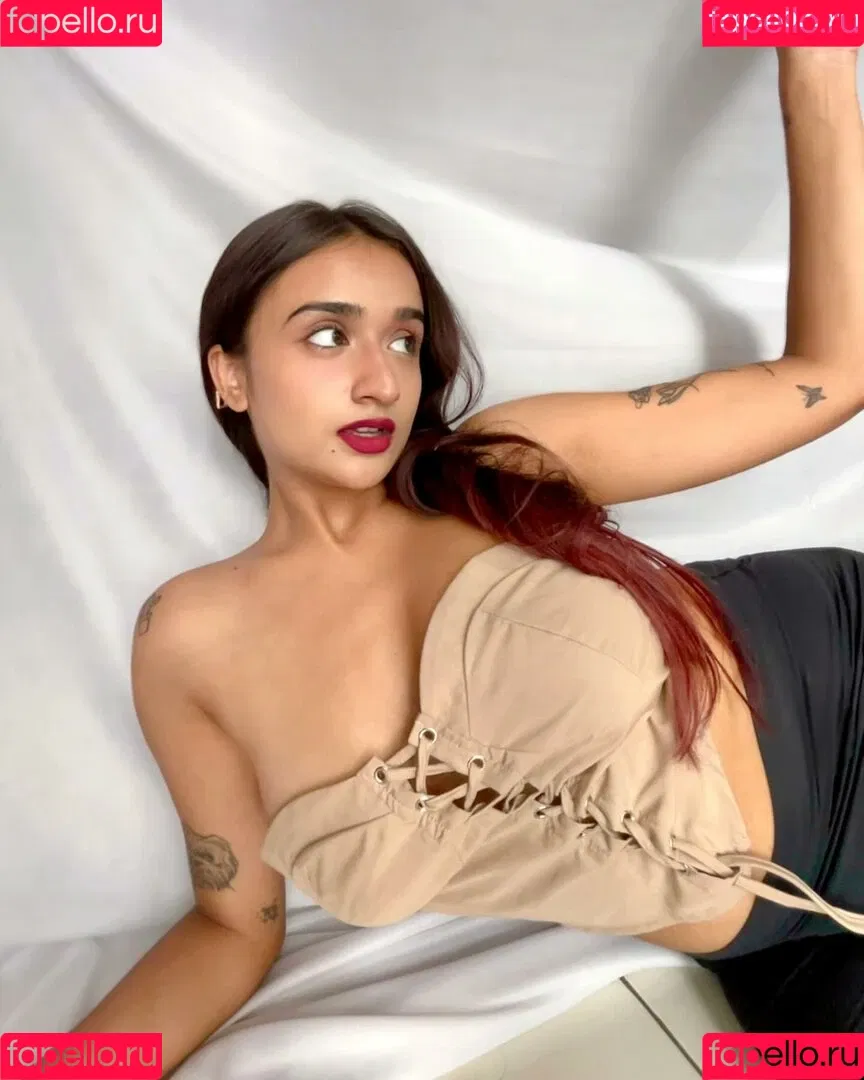 Ruchika Tandon Onlyfans Photo Gallery 