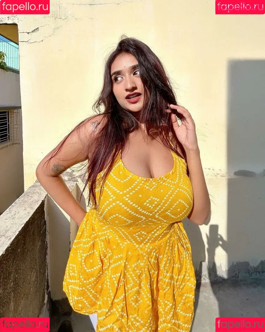 Ruchika Tandon Onlyfans Photo Gallery 