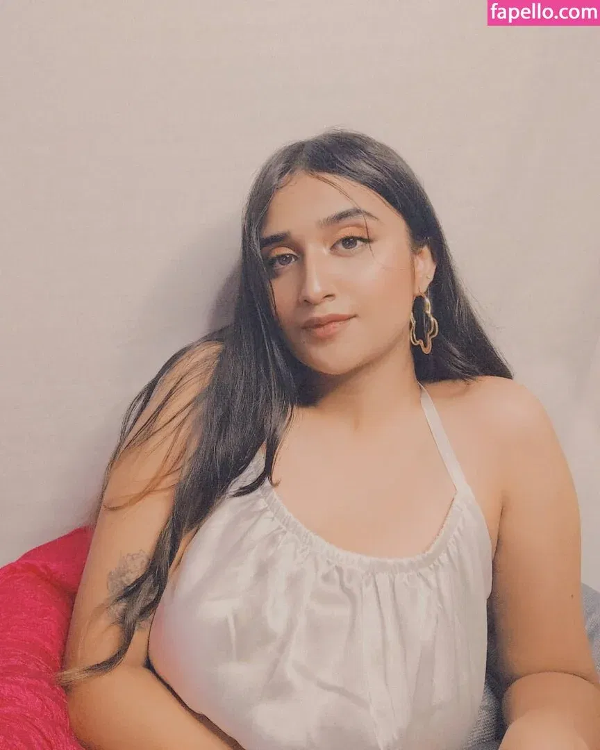 Ruchika Tandon Onlyfans Photo Gallery 