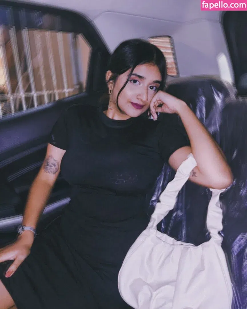 Ruchika Tandon Onlyfans Photo Gallery 