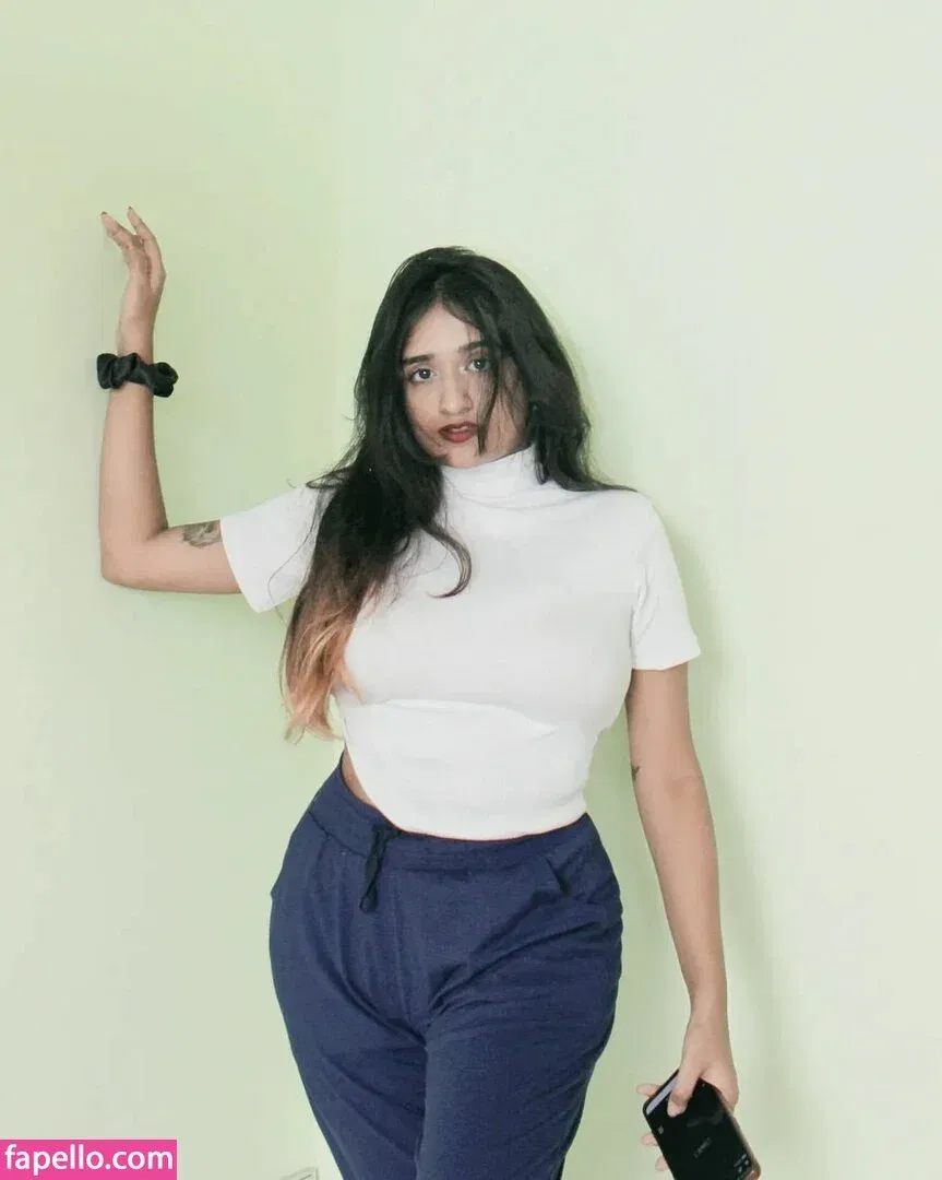 Ruchika Tandon Onlyfans Photo Gallery 