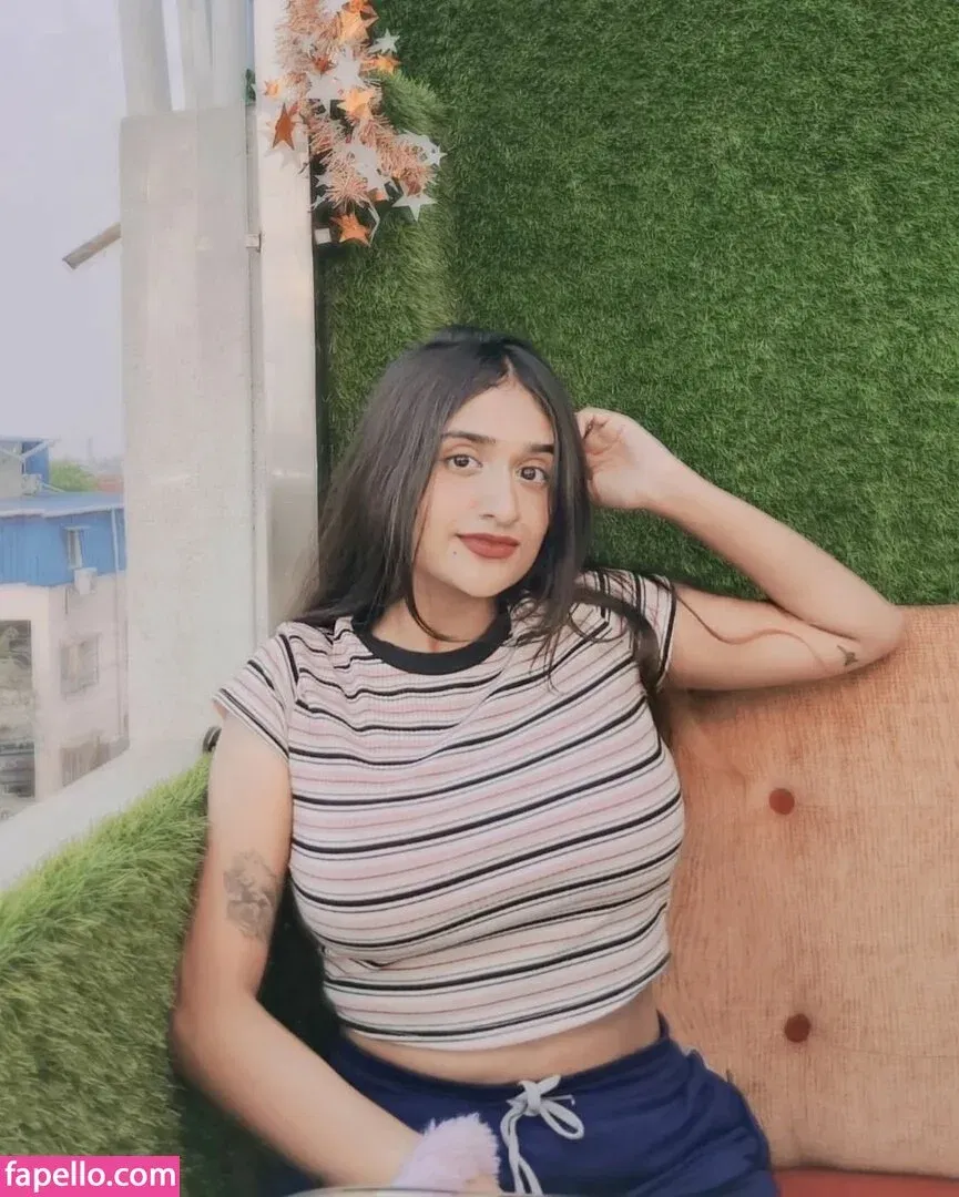 Ruchika Tandon Onlyfans Photo Gallery 