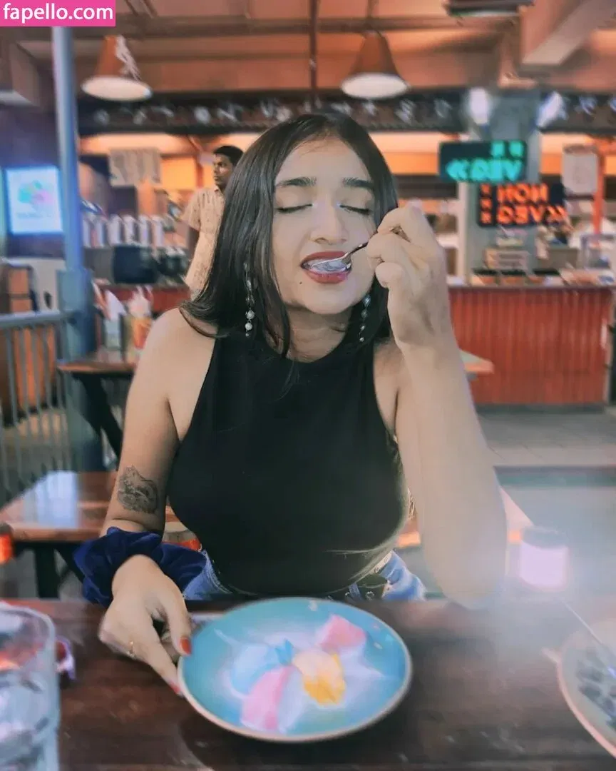 Ruchika Tandon Onlyfans Photo Gallery 