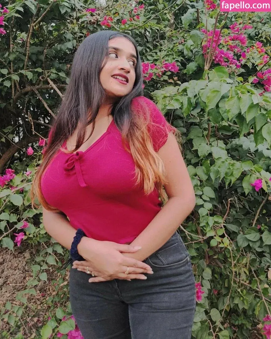 Ruchika Tandon Onlyfans Photo Gallery 