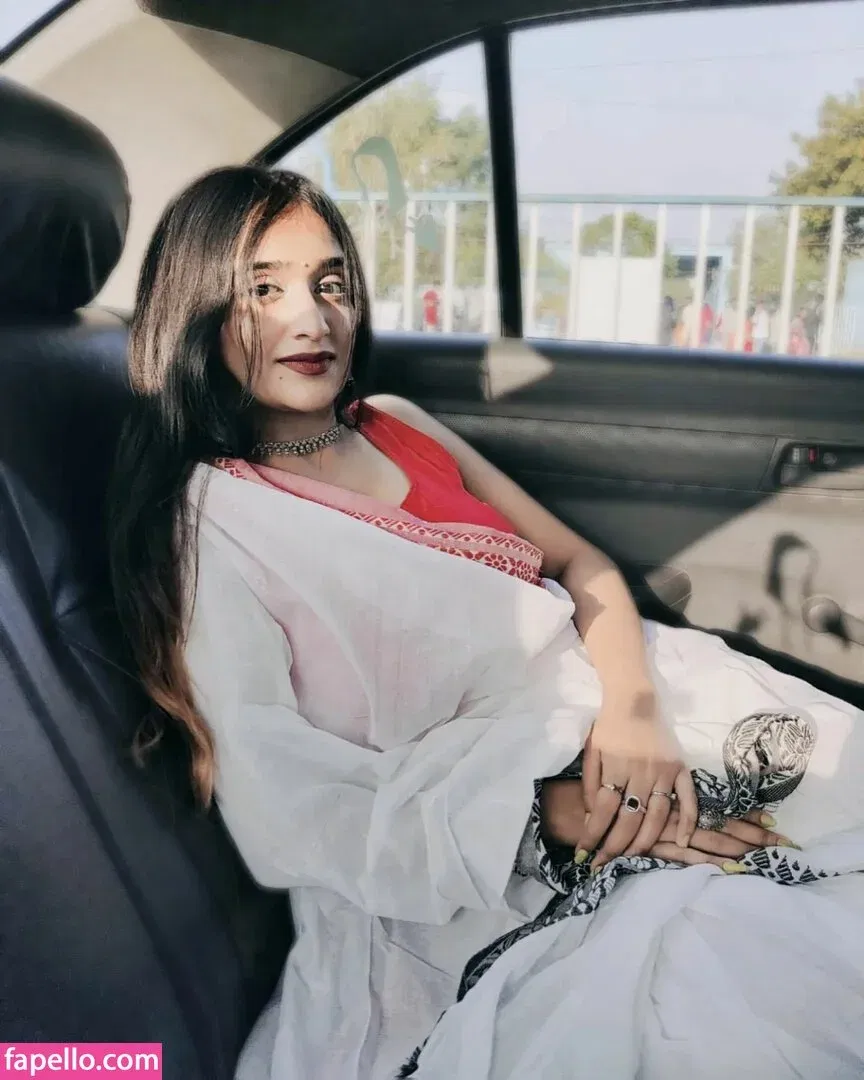 Ruchika Tandon Onlyfans Photo Gallery 