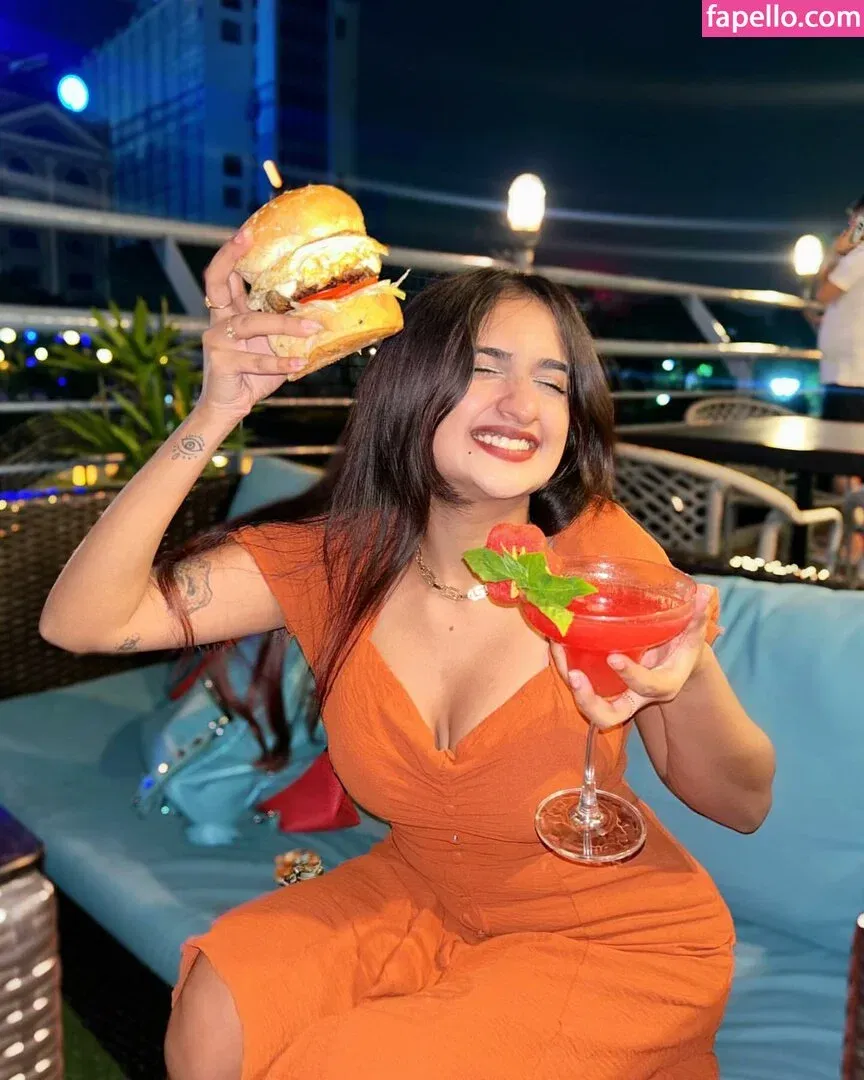 Ruchika Tandon Onlyfans Photo Gallery 