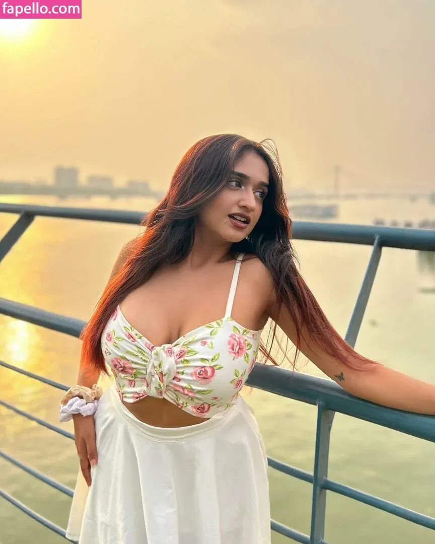 Ruchika Tandon Onlyfans Photo Gallery 