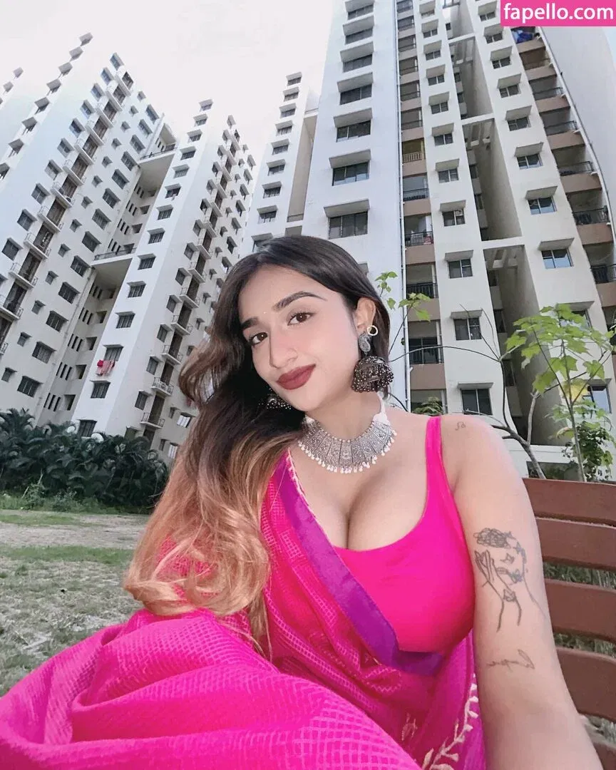 Ruchika Tandon Onlyfans Photo Gallery 