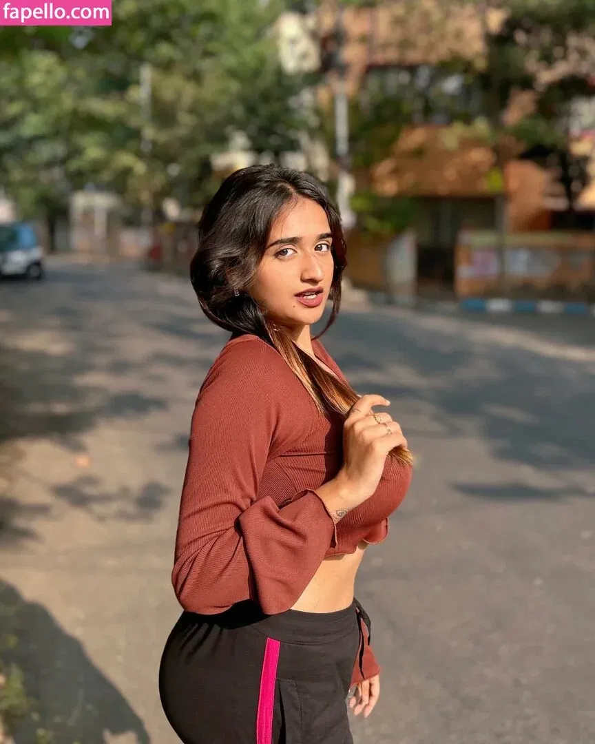 Ruchika Tandon Onlyfans Photo Gallery 