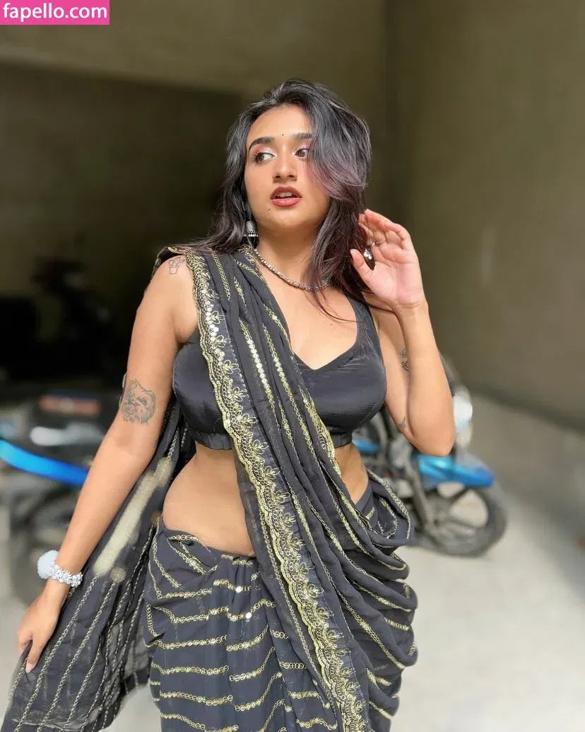 Ruchika Tandon Onlyfans Photo Gallery 