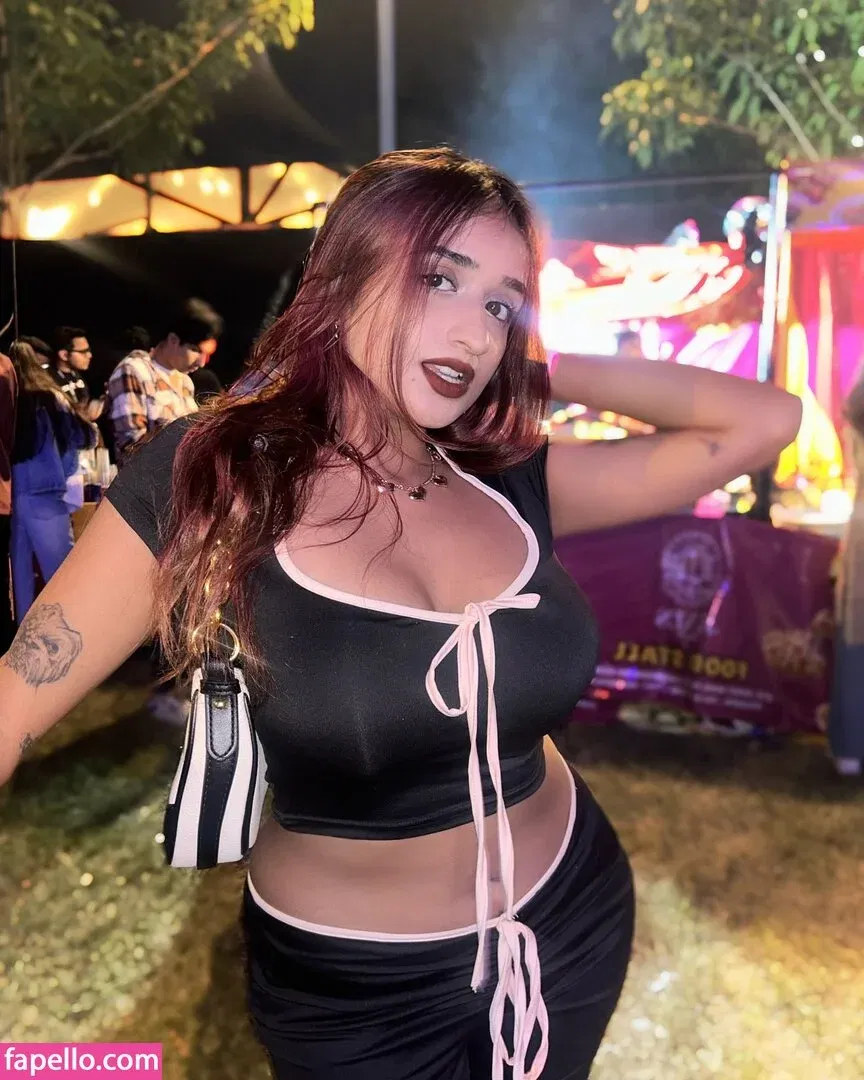 Ruchika Tandon Onlyfans Photo Gallery 