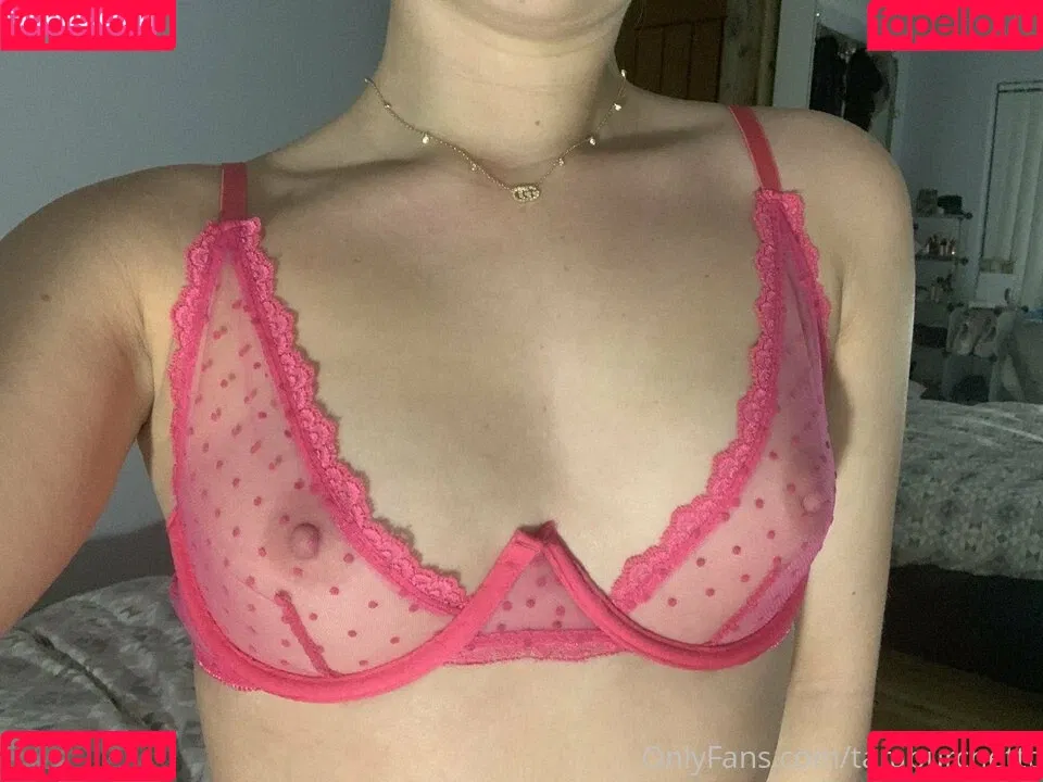 Tara Burchett Onlyfans Photo Gallery 