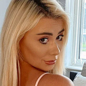 Tara Burchett Onlyfans Photo Gallery 