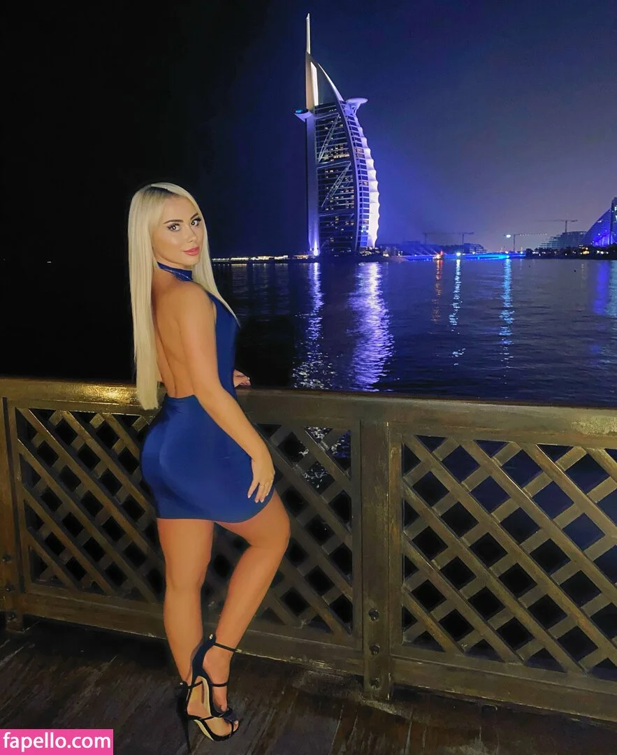 Tara Burchett Onlyfans Photo Gallery 