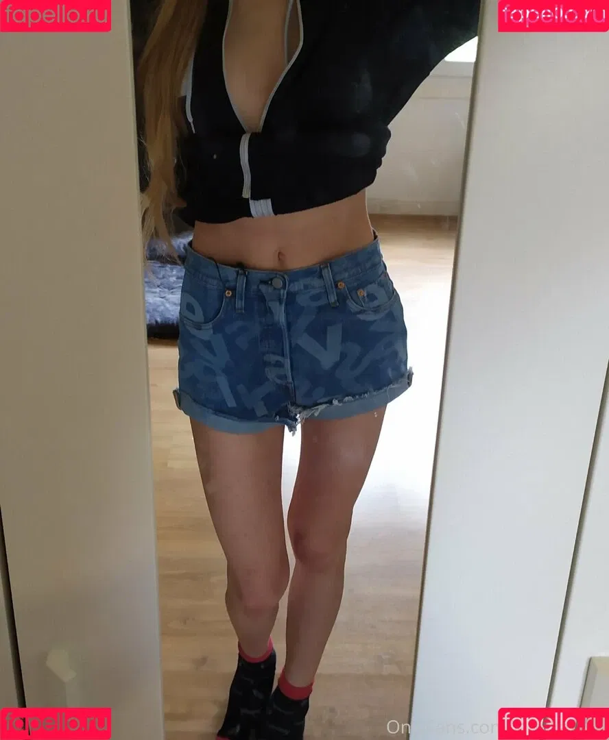 kittykathee Onlyfans Photo Gallery 