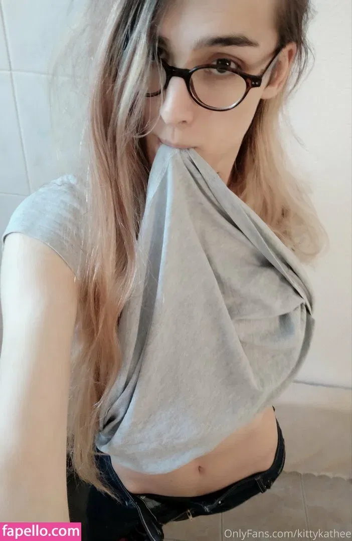 kittykathee Onlyfans Photo Gallery 