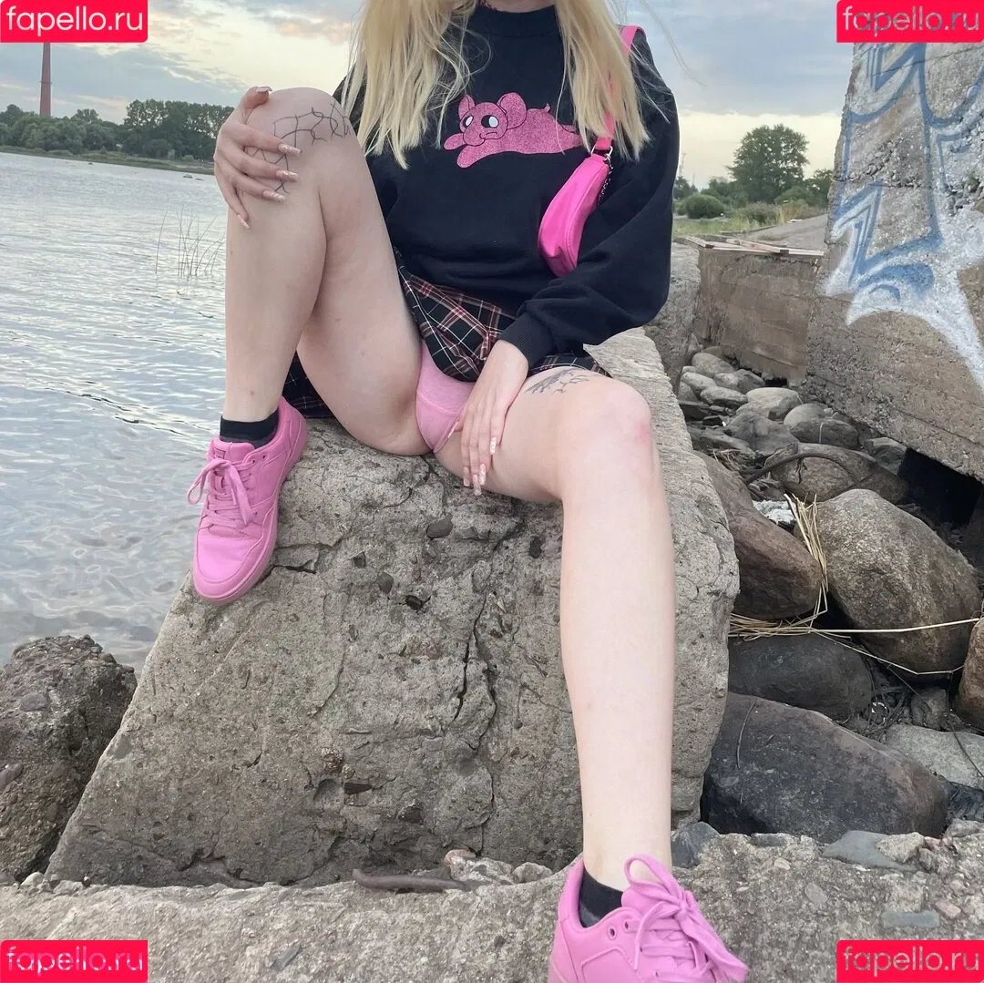 Krupa Onlyfans Photo Gallery 