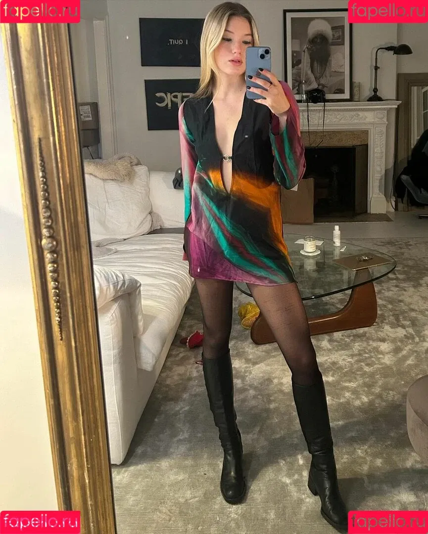 West Duchovny Onlyfans Photo Gallery 